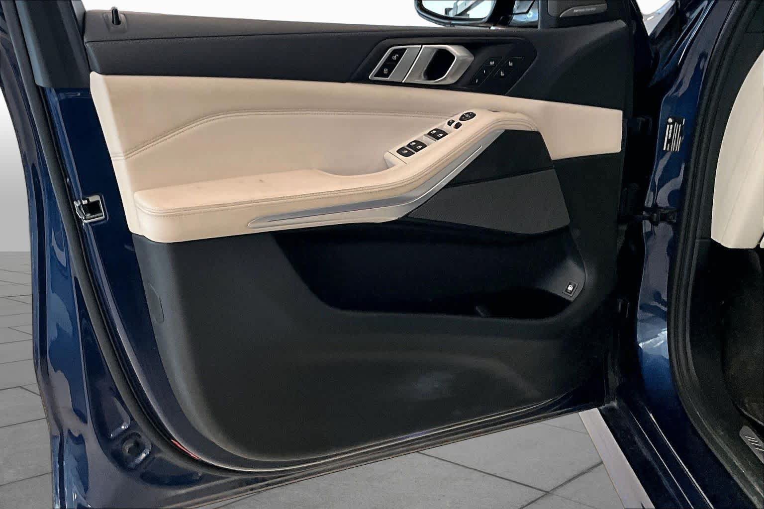 Used 2022 BMW X5 xDrive45e w/ M Sport Package AWD/4WD image 20