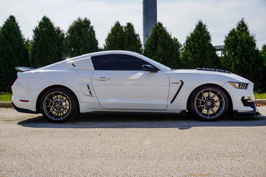 Used 2018 Ford Mustang Shelby GT350 w/ Convenience Package image 7