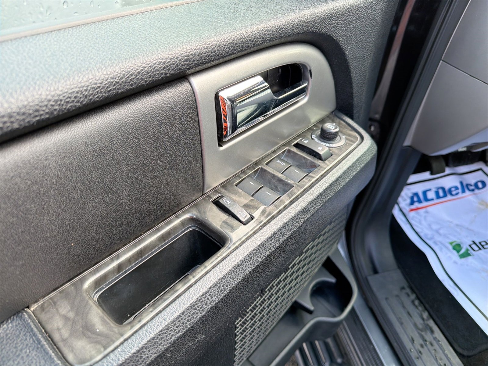 Used 2017 Ford Expedition Limited image 21