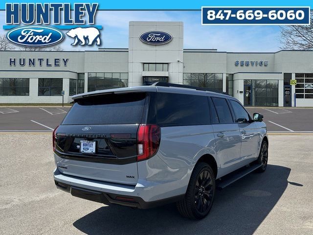 Used 2025 Ford Expedition Max Platinum w/ Stealth Appearance Package image 5