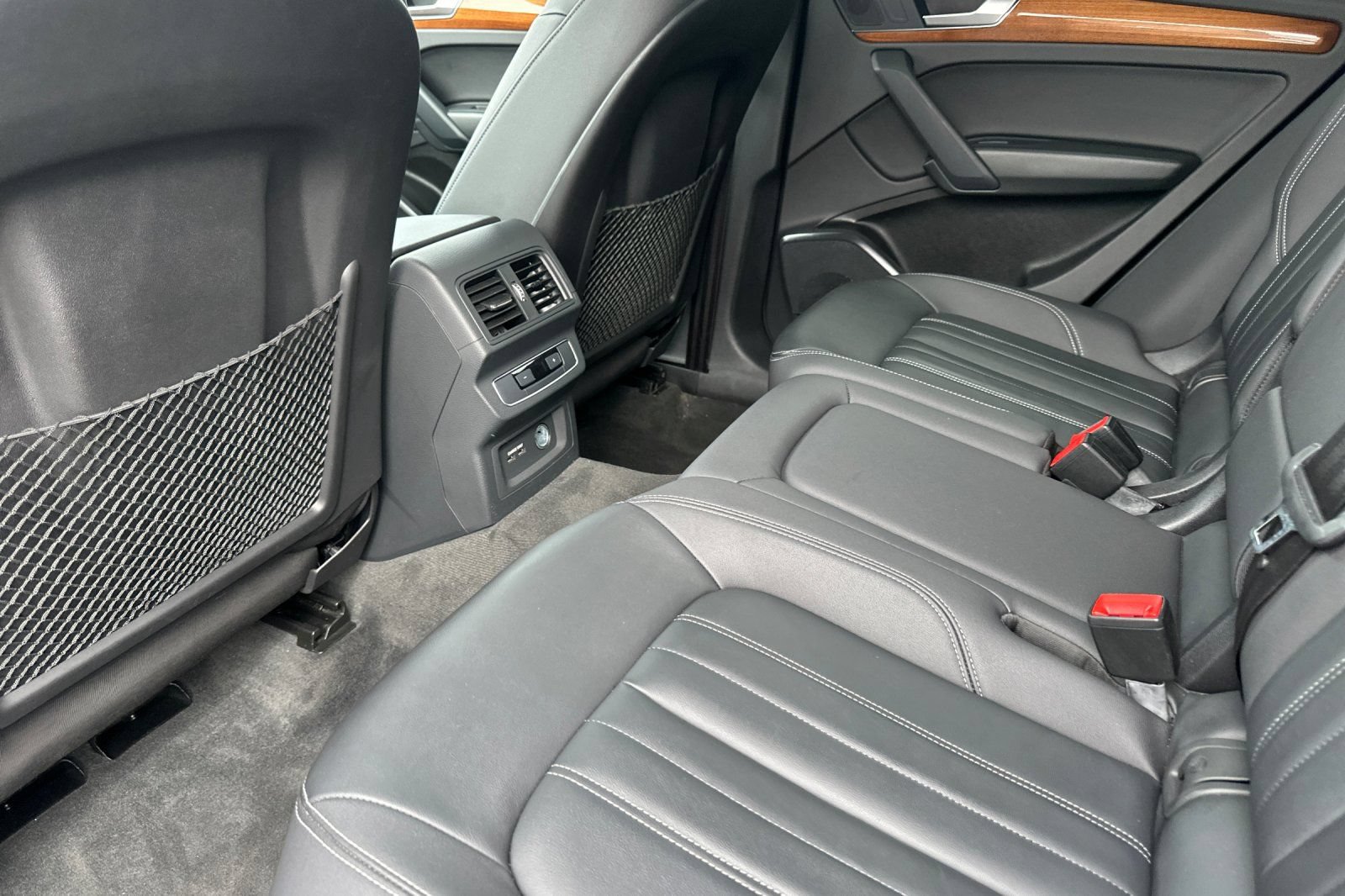 Used 2023 Audi Q5 2.0T Premium w/ Convenience Package AWD/4WD image 12