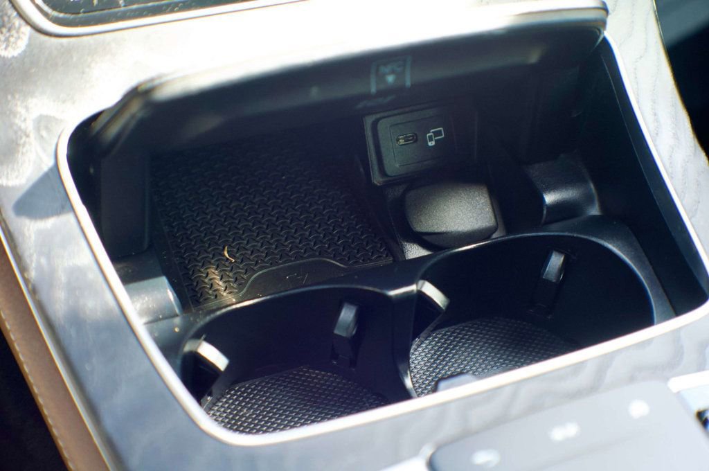 Used 2022 Mercedes-Benz E 450 4MATIC All-Terrain Wagon image 34