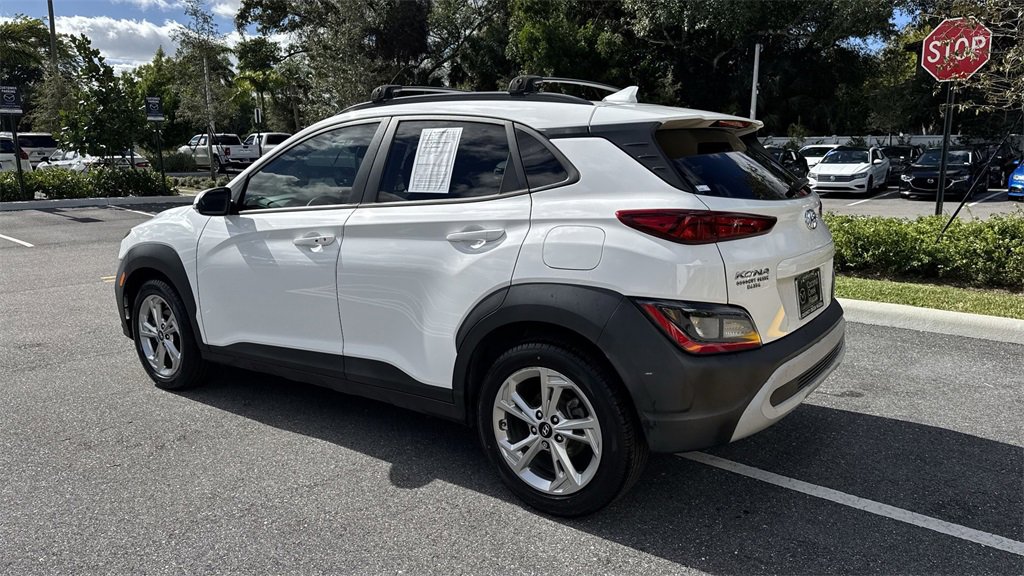 Used 2022 Hyundai Kona SEL image 13