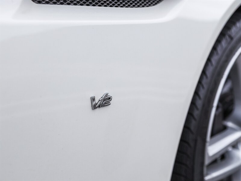 Used 2016 Aston Martin DB9 GT RWD image 20