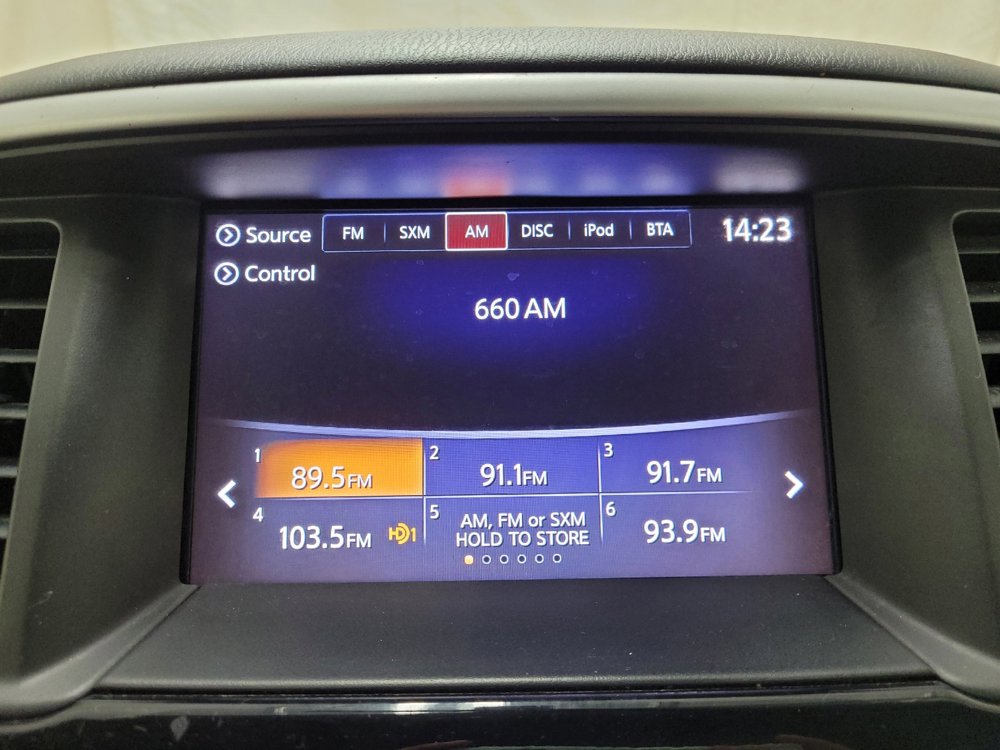 Used 2019 Nissan Pathfinder SV image 25