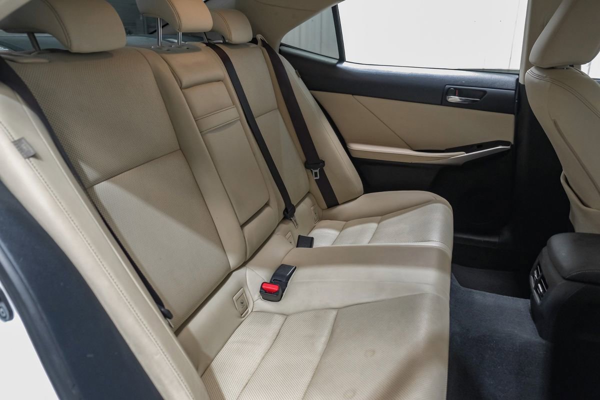 Used 2016 Lexus IS 200t RWD image 26