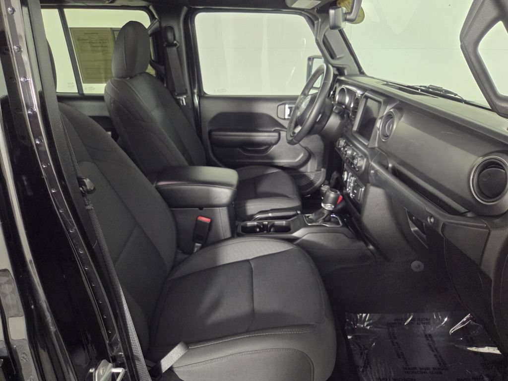 Used 2021 Jeep Gladiator Sport AWD/4WD image 31