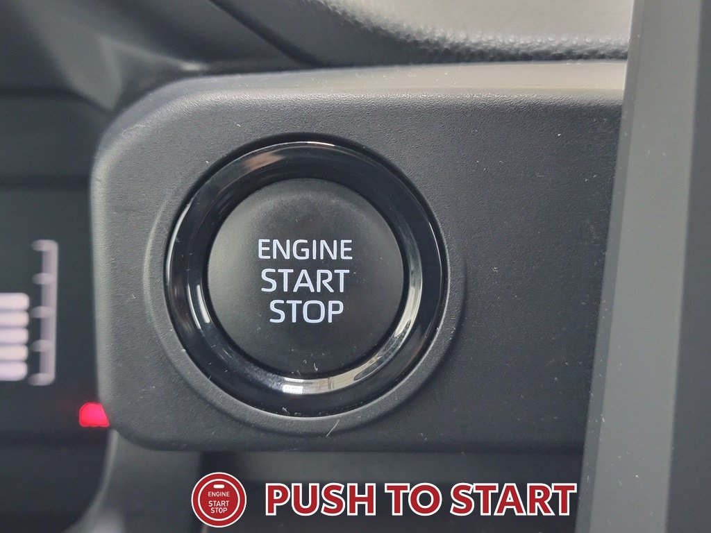Certified 2024 Toyota Tacoma SR5 AWD/4WD image 19