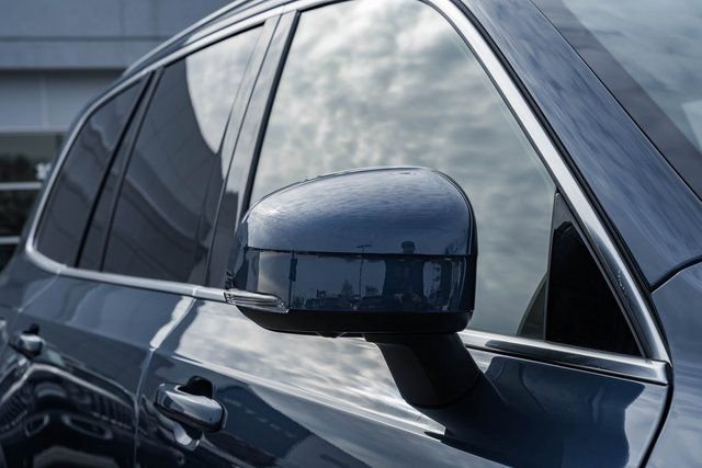 New 2026 Volvo XC90 B6 Plus w/ Protection Package Premier image 15