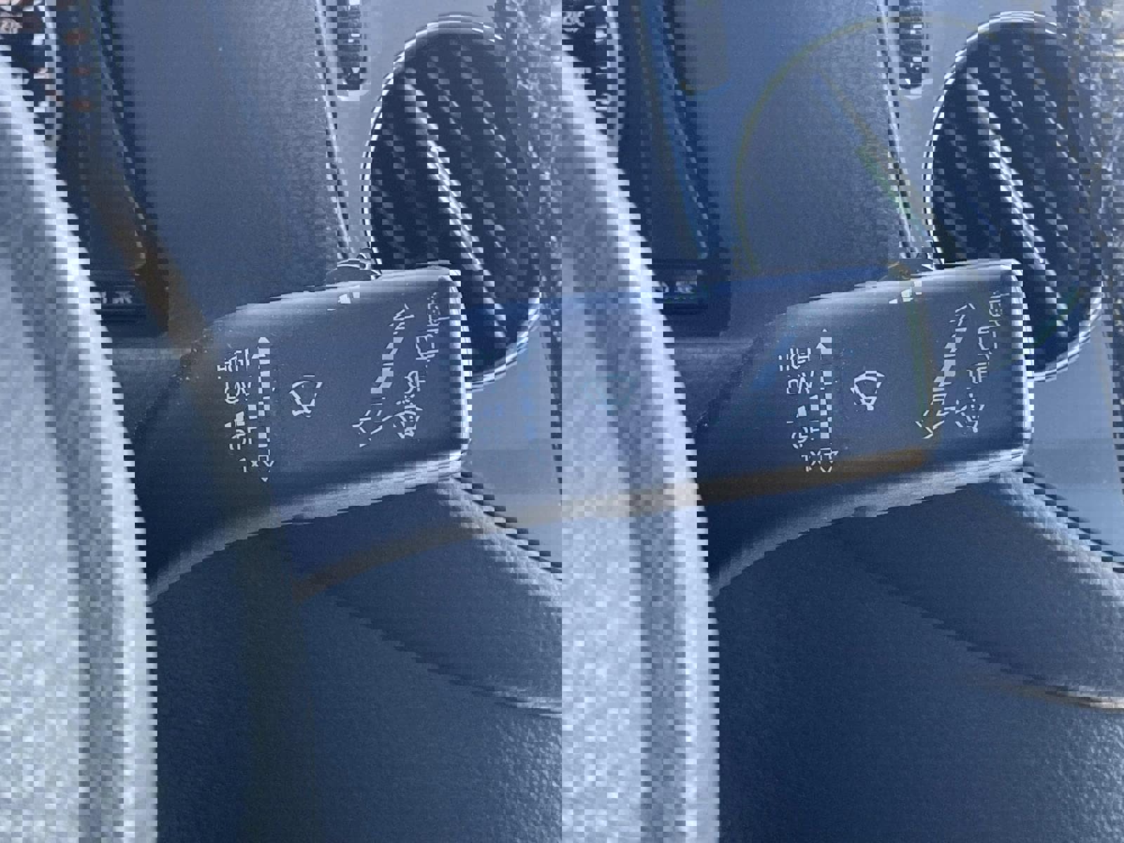 Used 2014 Volkswagen Tiguan R-Line image 26