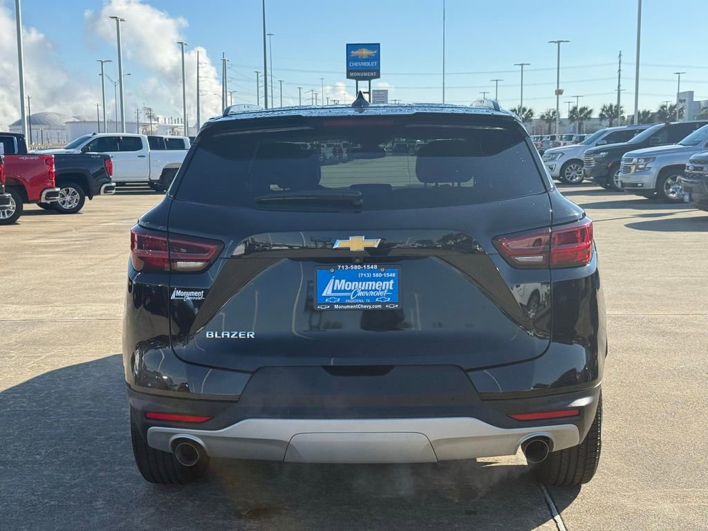 Used 2024 Chevrolet Blazer LT image 12