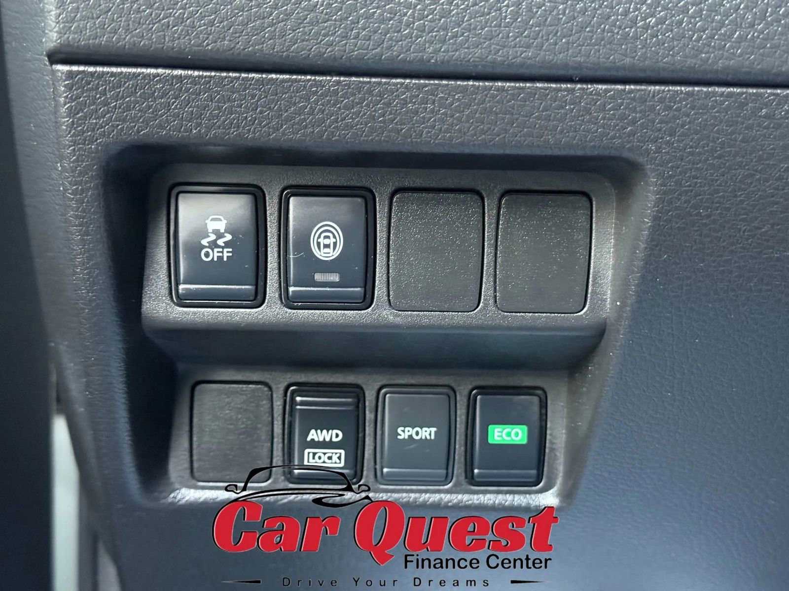 Used 2021 Nissan Rogue Sport S image 22