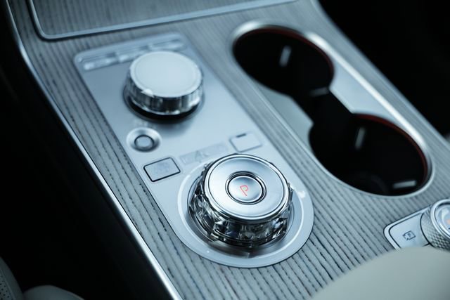 New 2026 Genesis GV80 2.5T Prestige image 39