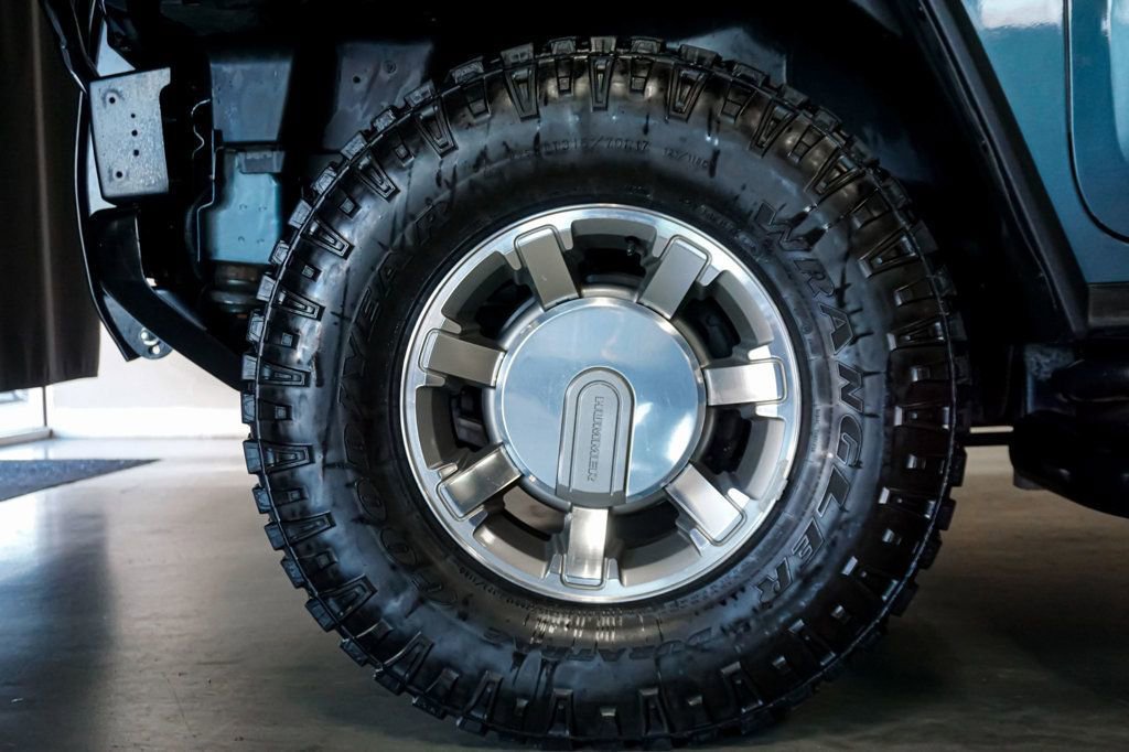 Used 2008 HUMMER H2 image 36