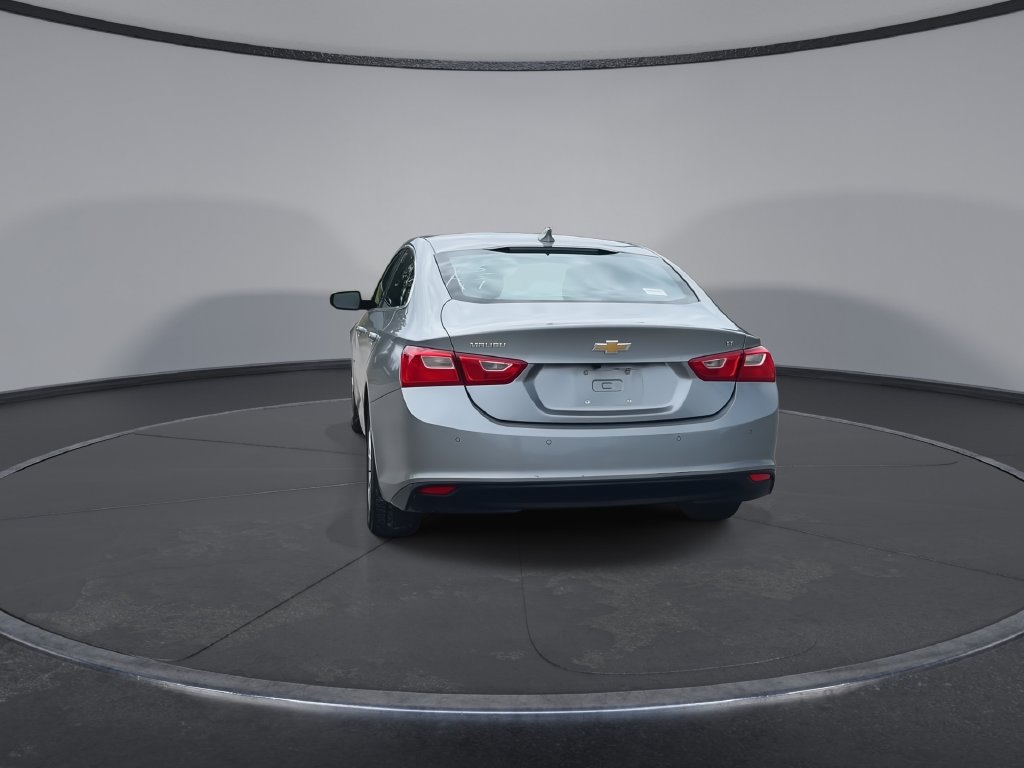 Used 2025 Chevrolet Malibu LT FWD image 7