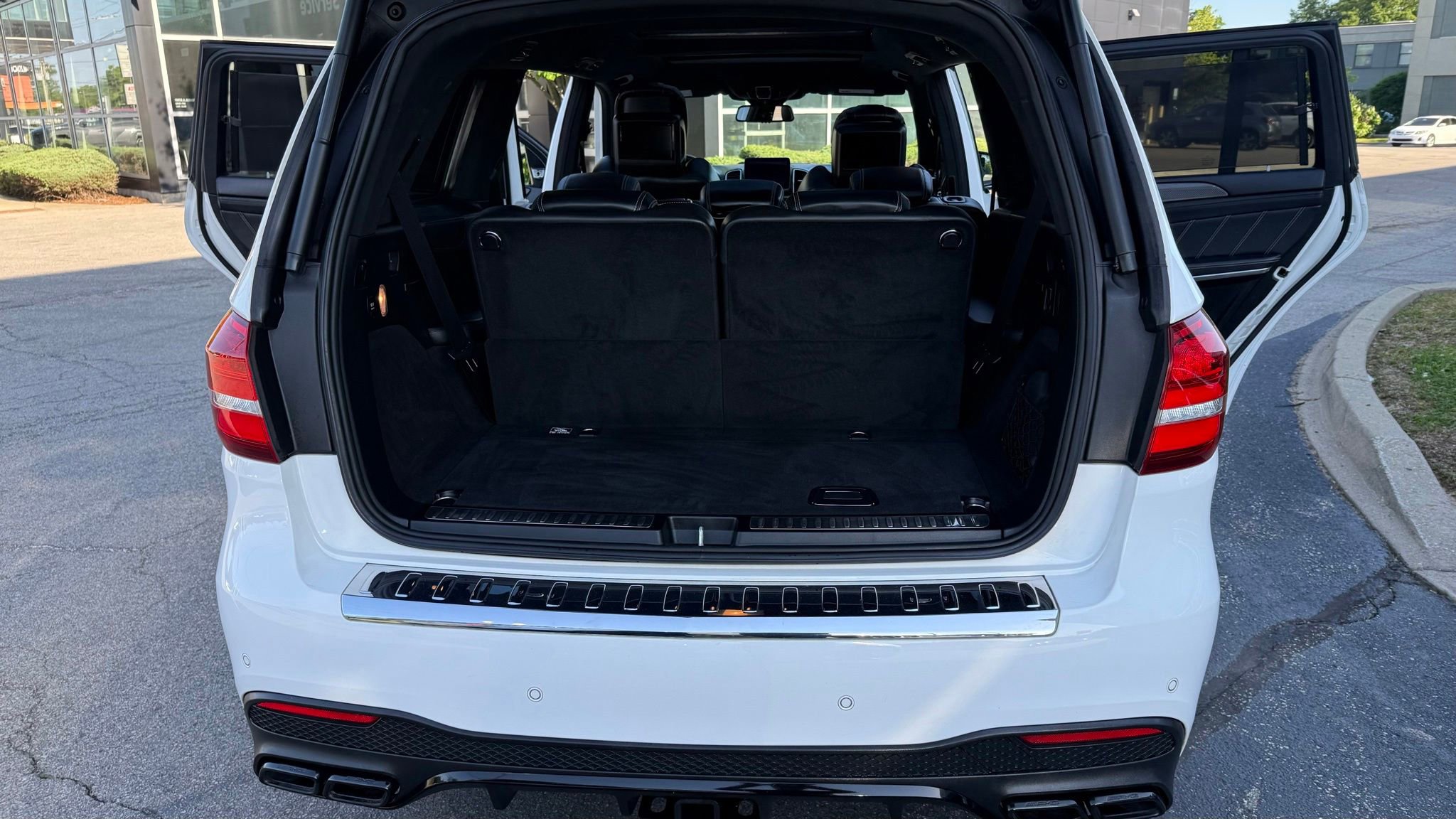 Used 2018 Mercedes-Benz GLS 63 AMG 4MATIC image 35