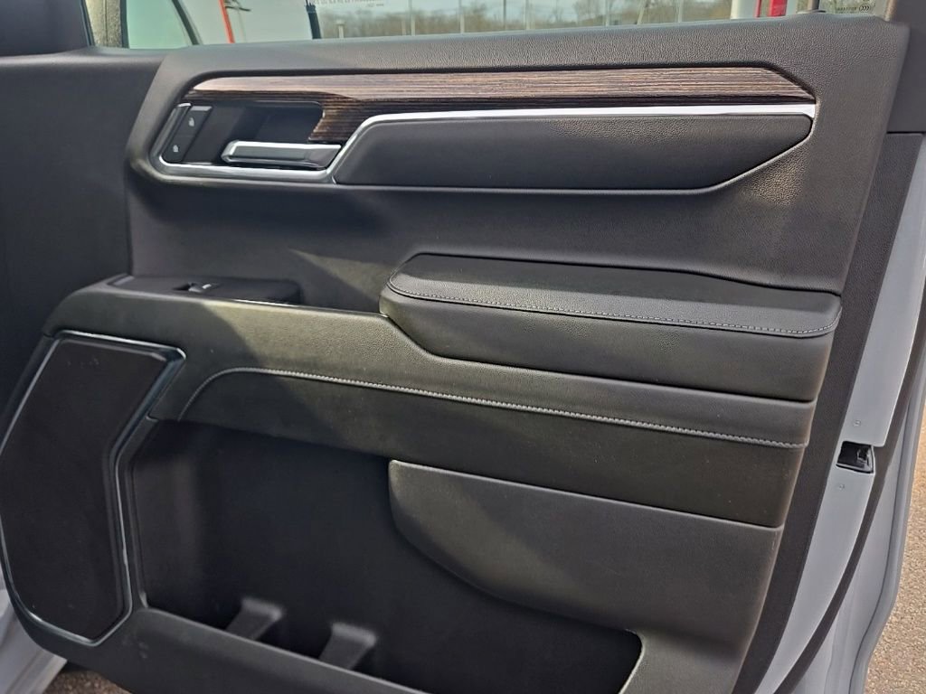 Used 2024 GMC Sierra 1500 Elevation w/ Preferred Package AWD/4WD image 27