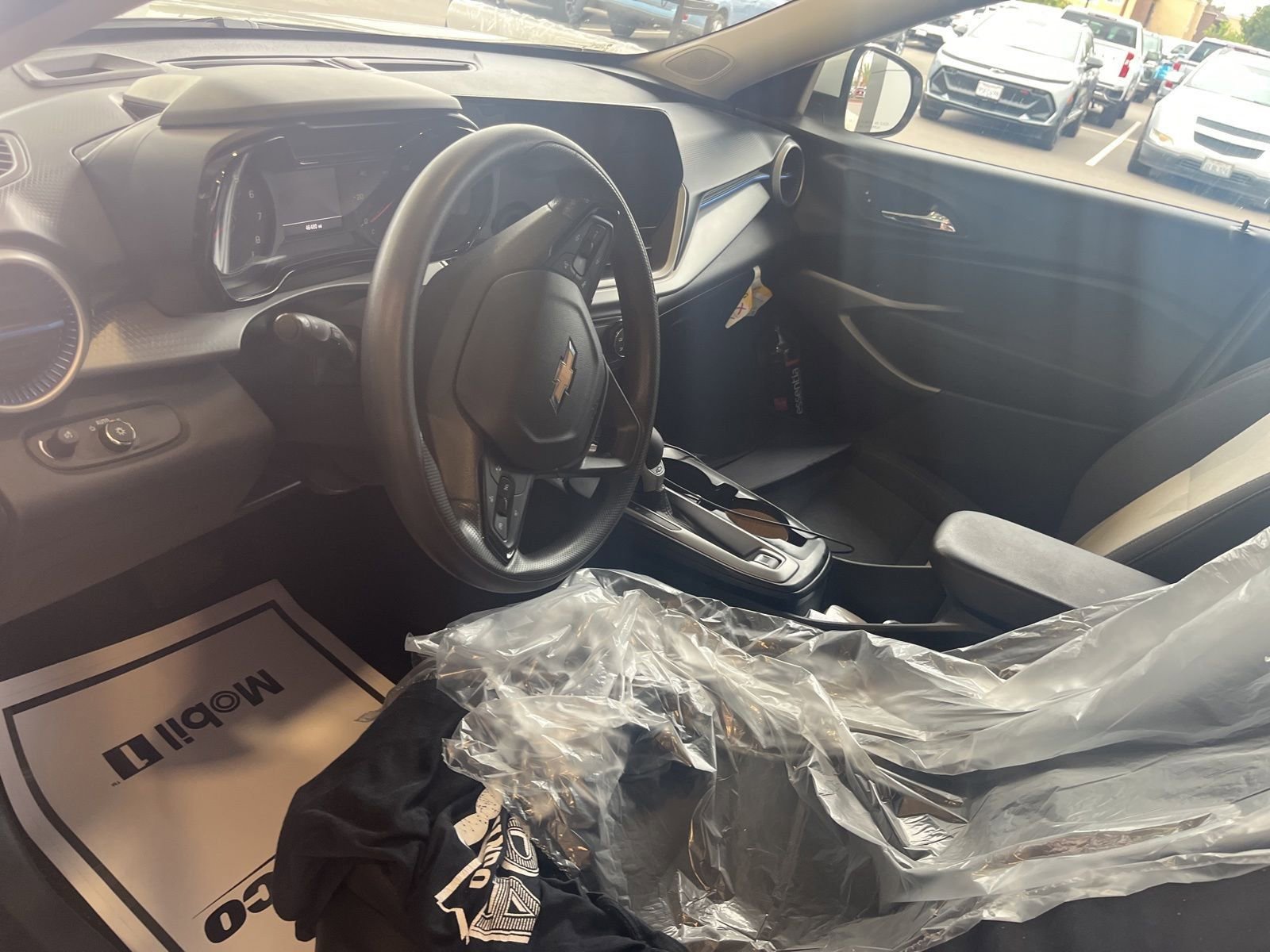 Used 2024 Chevrolet Trax LS w/ LS Convenience Package image 11