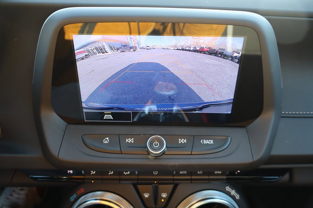 Used 2023 Chevrolet Camaro LT w/ Technology Package image 9