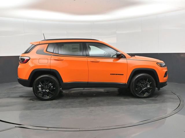 New 2026 Jeep Compass Latitude AWD/4WD image 2