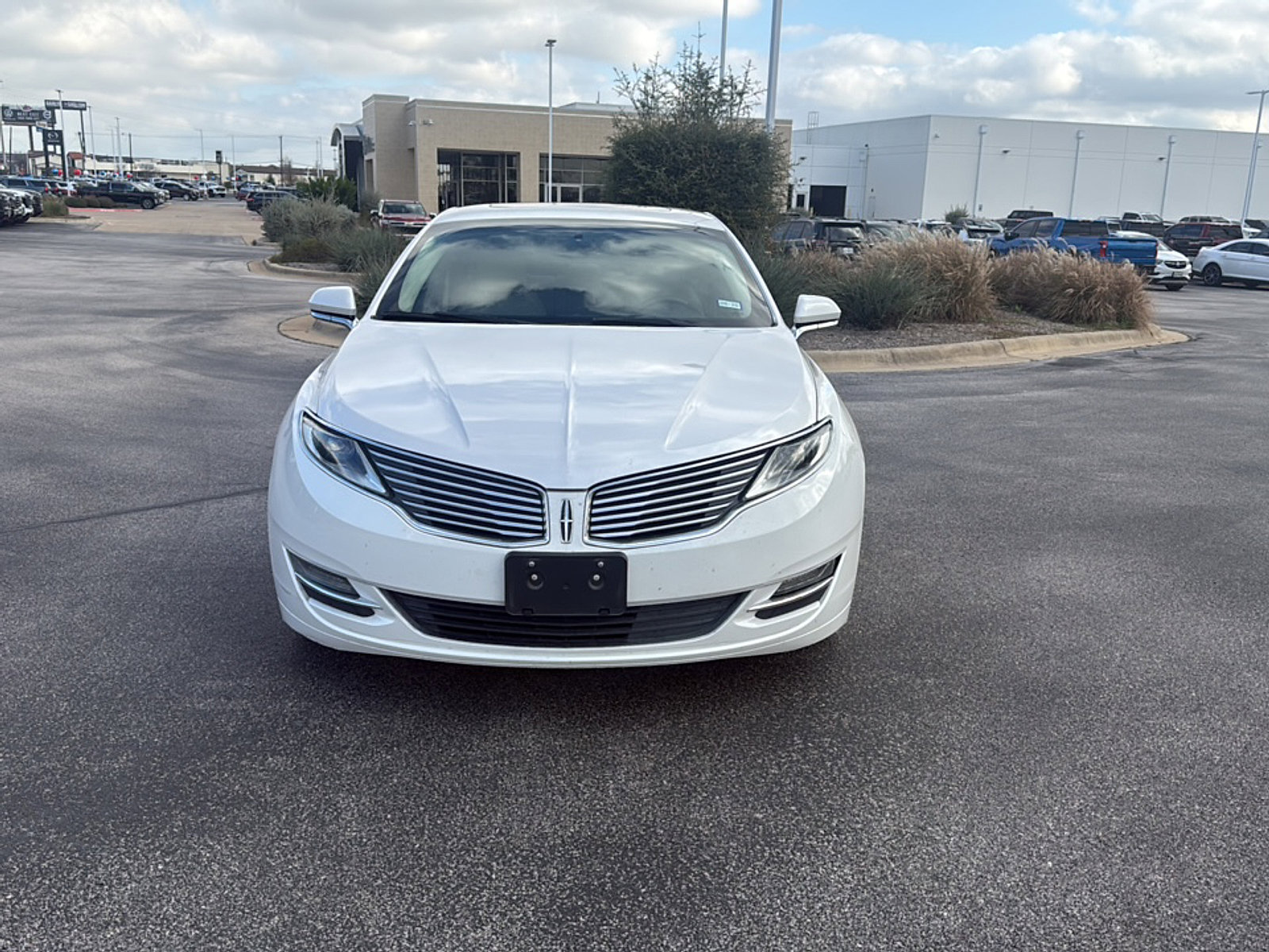 Used 2016 Lincoln MKZ w/ Equipment Group 300A Reserve image 3