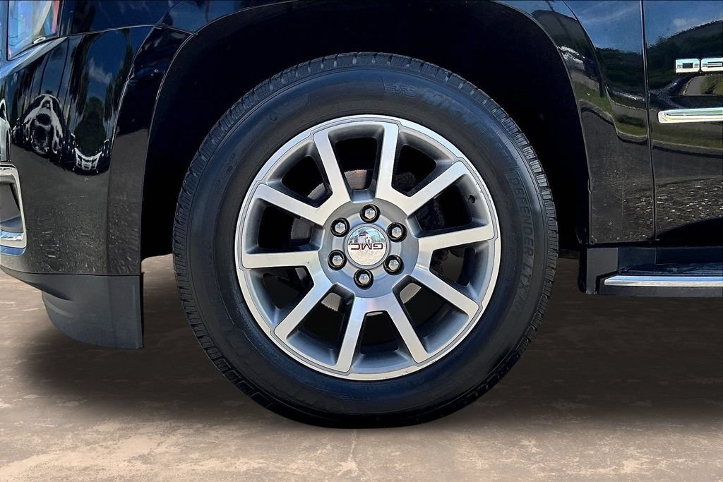 Used 2019 GMC Yukon XL Denali RWD image 33