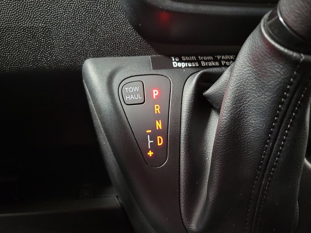 Used 2025 RAM ProMaster 2500 w/ U-Haul Equipment Group FWD image 15