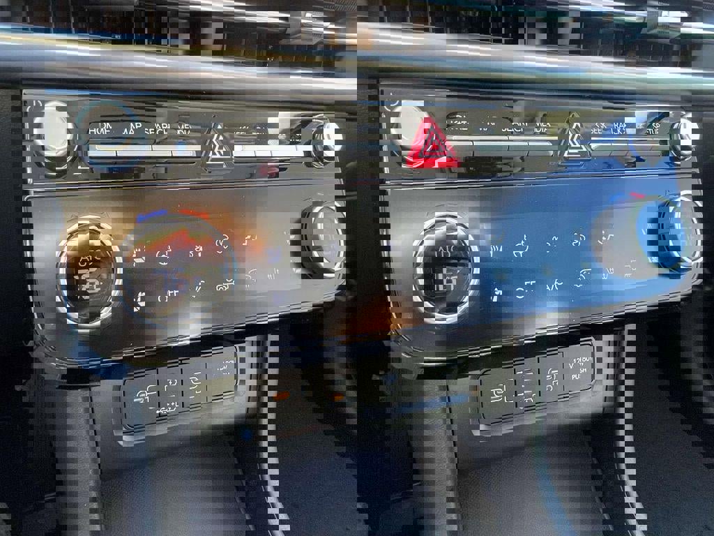 New 2026 Hyundai Tucson Limited image 57