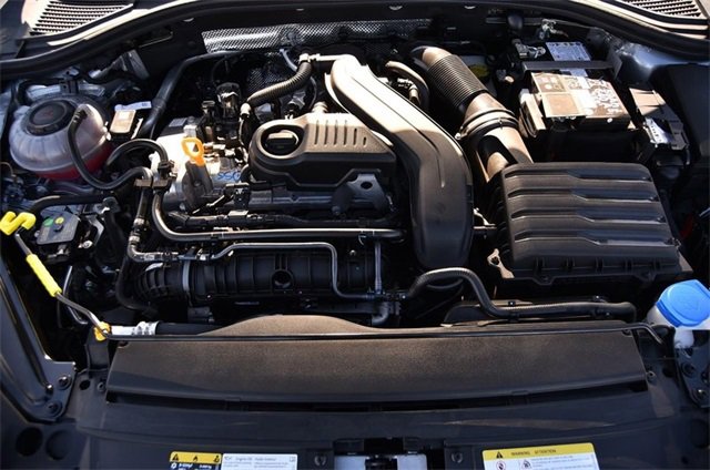 Certified 2025 Volkswagen Jetta S image 23