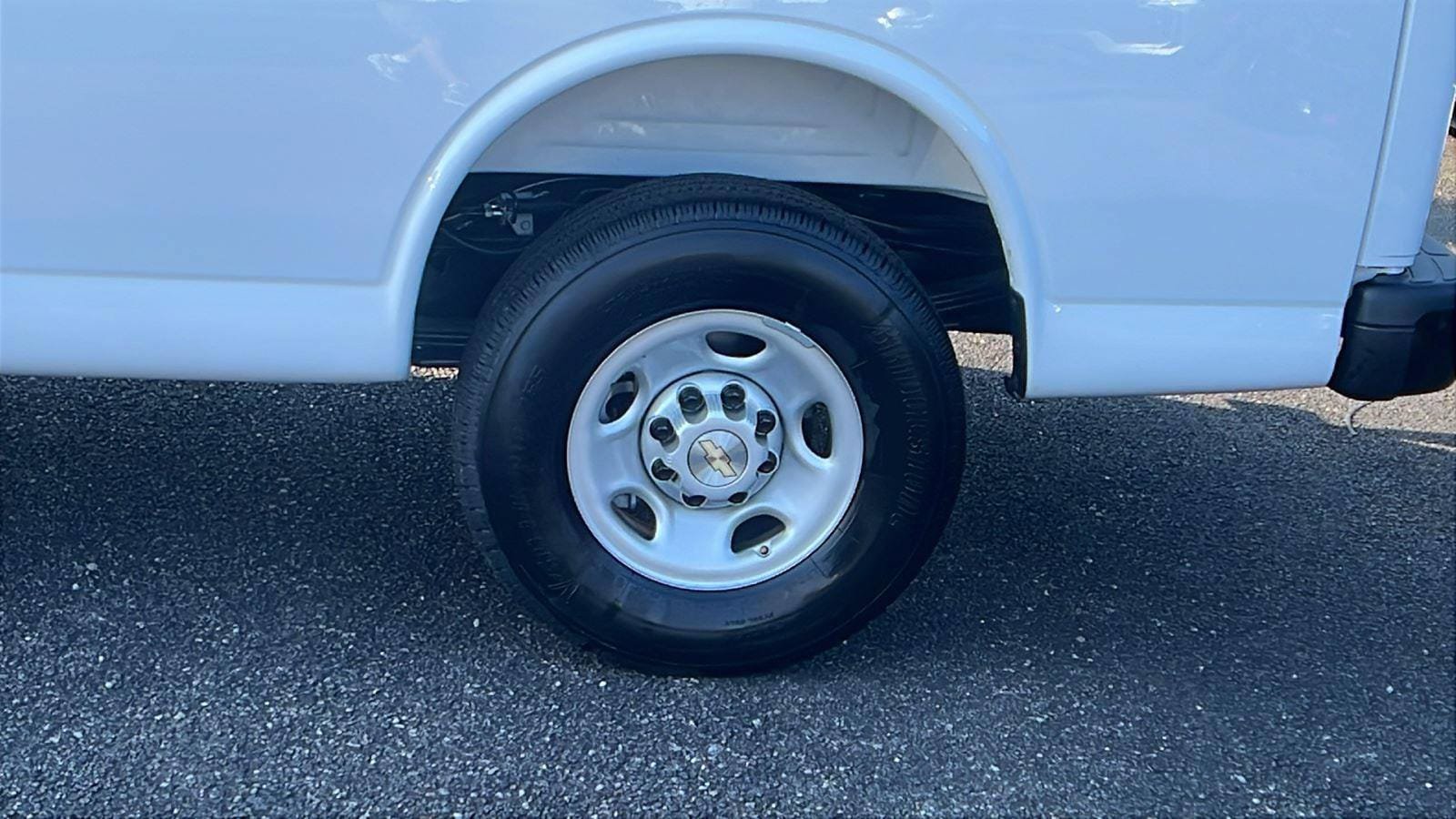 New 2025 Chevrolet Express 2500 w/ Communications Package RWD image 8