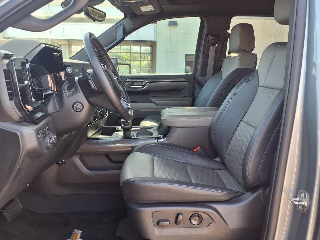 Certified 2023 Chevrolet Silverado 1500 ZR2 w/ Technology Package AWD/4WD image 16