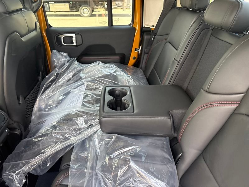 New 2026 Jeep Gladiator Rubicon w/ Steel Power Dome Hood Package AWD/4WD image 14