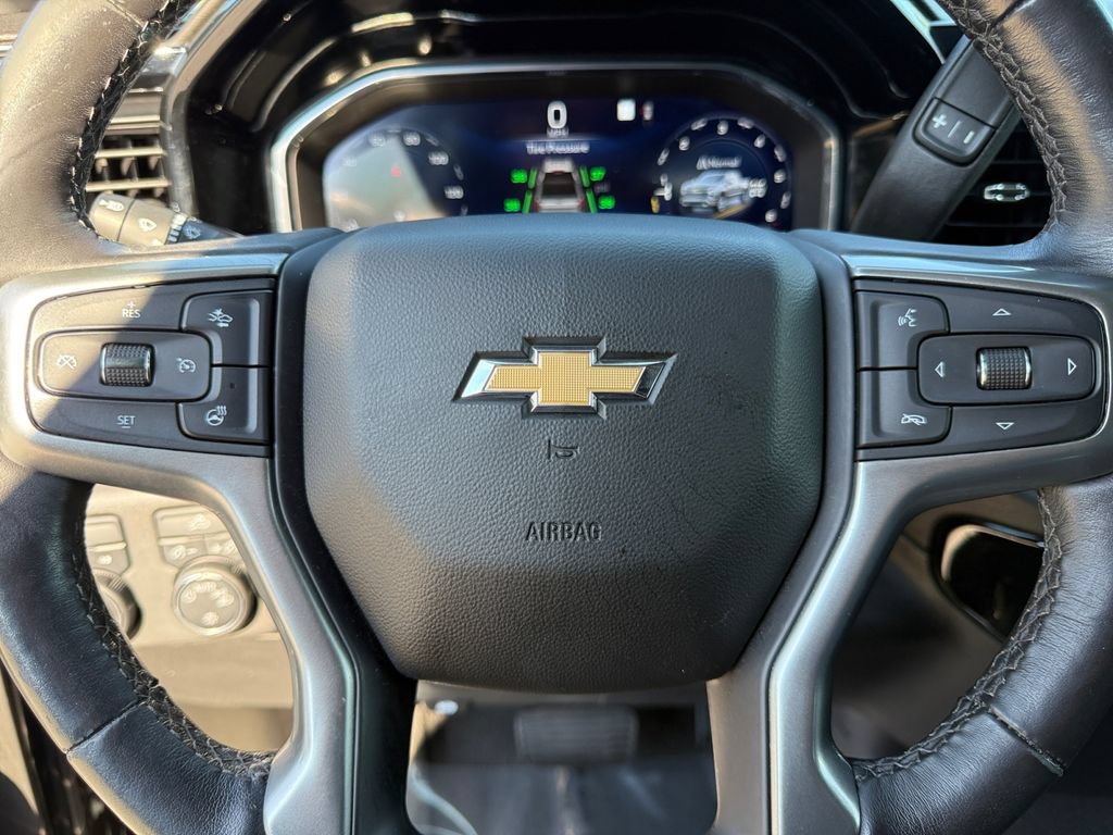 Used 2022 Chevrolet Silverado 1500 LT AWD/4WD image 20
