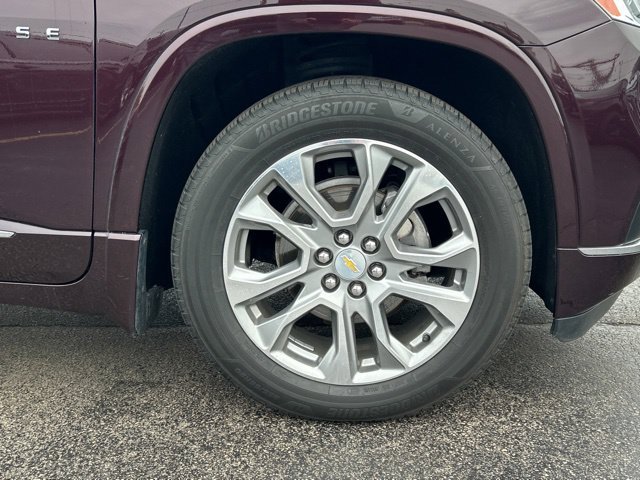 Used 2019 Chevrolet Traverse Premier w/ LPO, Floor Liner Package AWD/4WD image 16