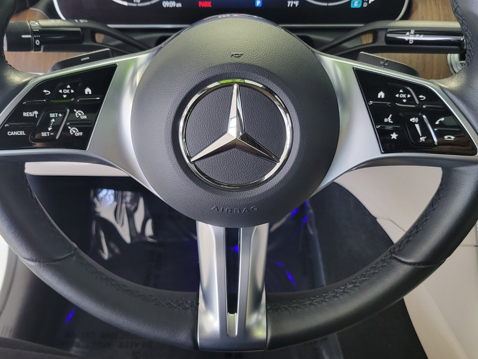 Used 2024 Mercedes-Benz C 300 4MATIC Sedan image 20