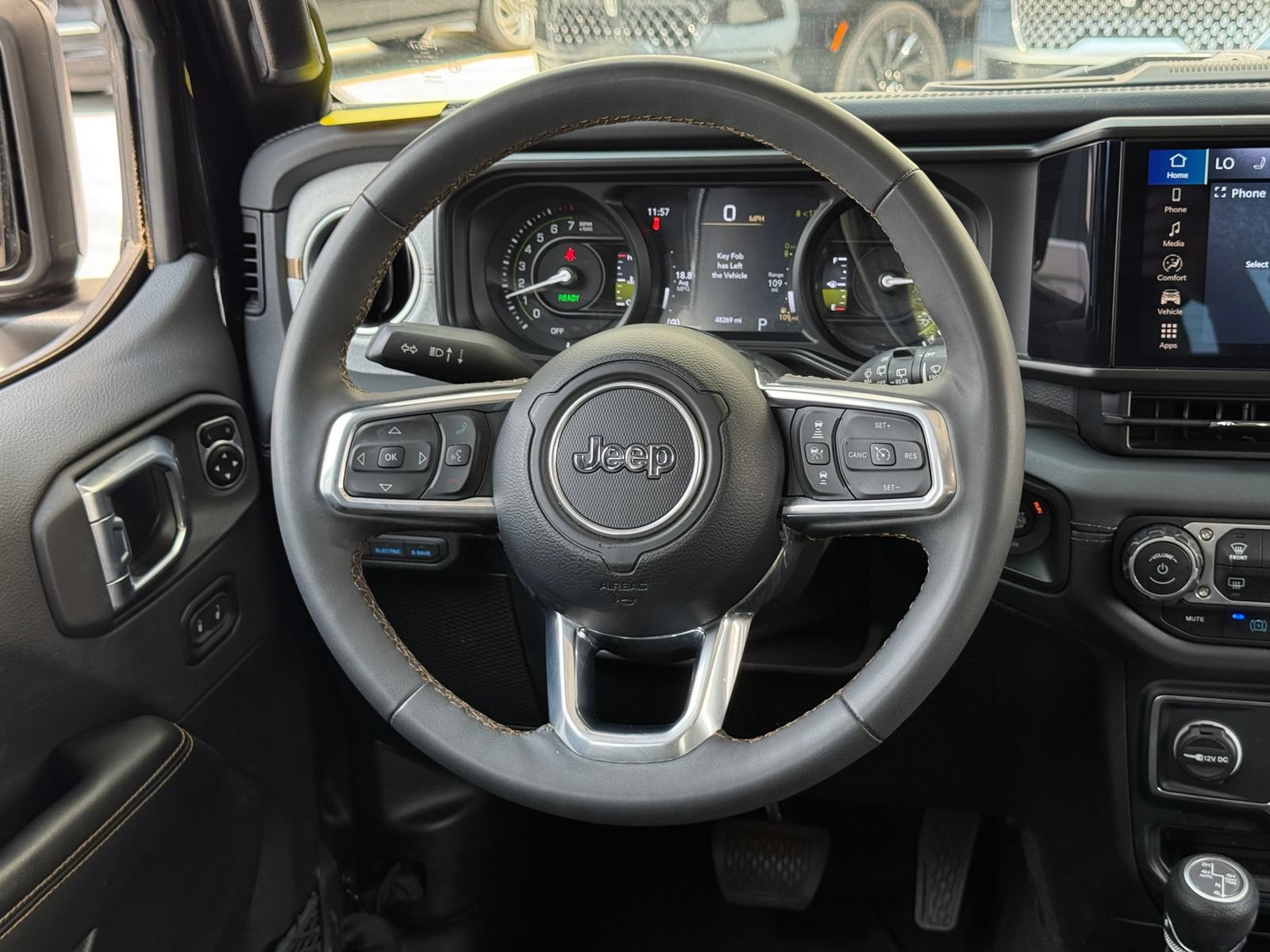 Used 2024 Jeep Wrangler Unlimited Sahara AWD/4WD image 22