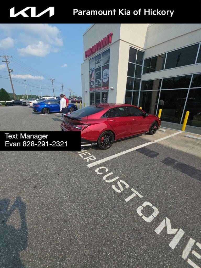 Used 2025 Hyundai Elantra N FWD image 12