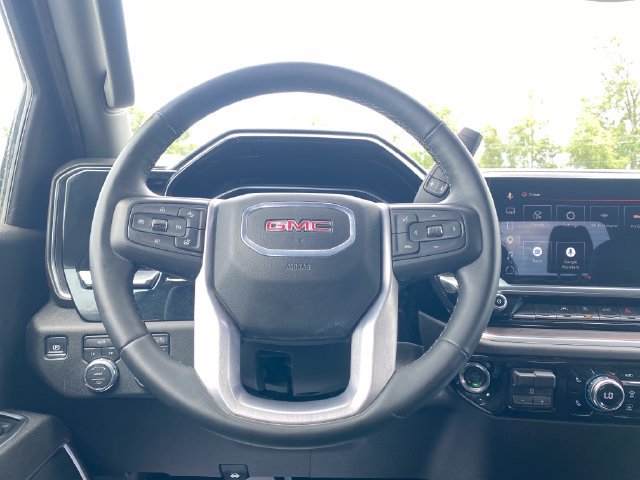 Used 2026 GMC Sierra 1500 SLT AWD/4WD image 20