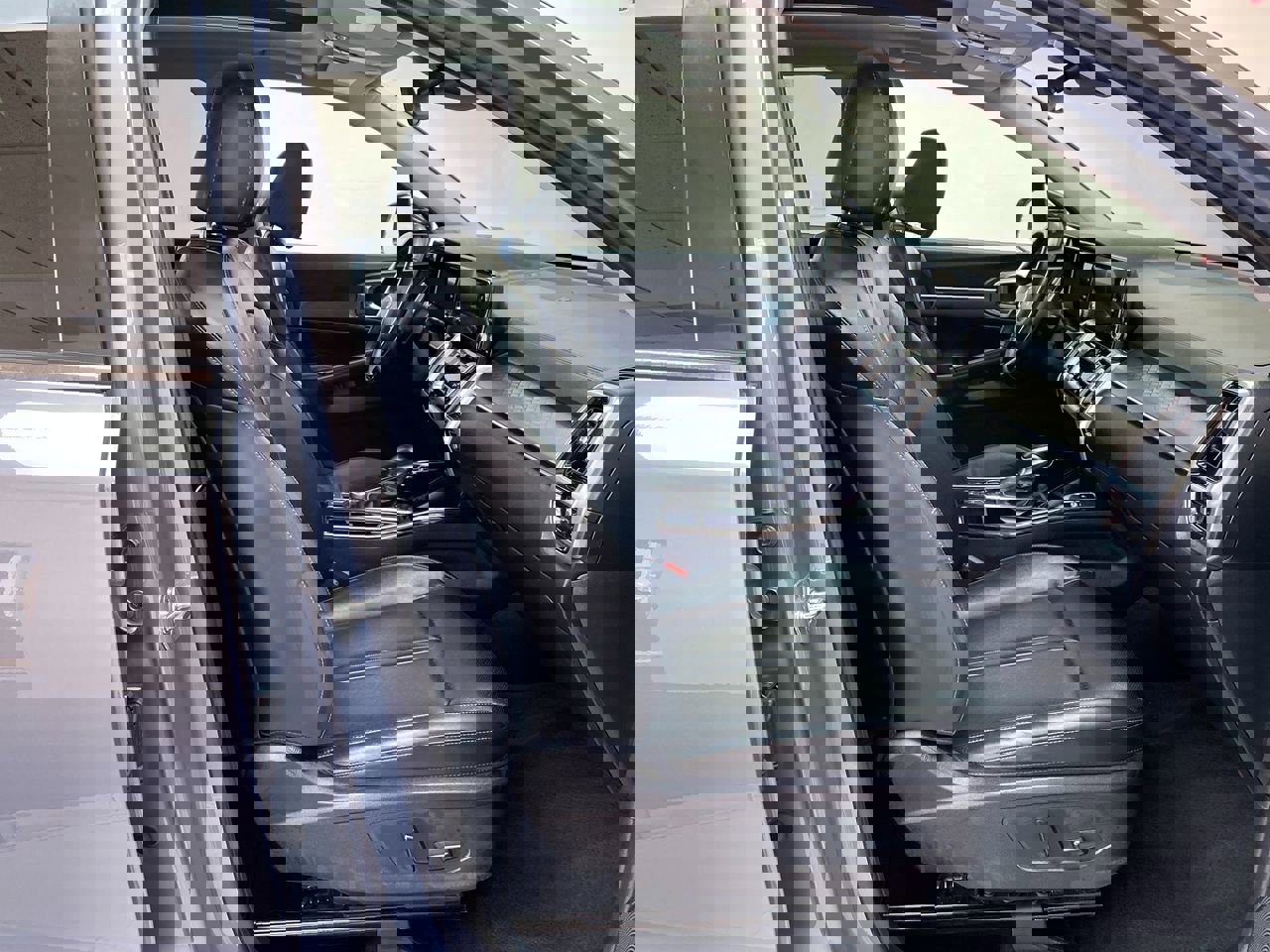 Certified 2022 Kia Sorento SX image 30