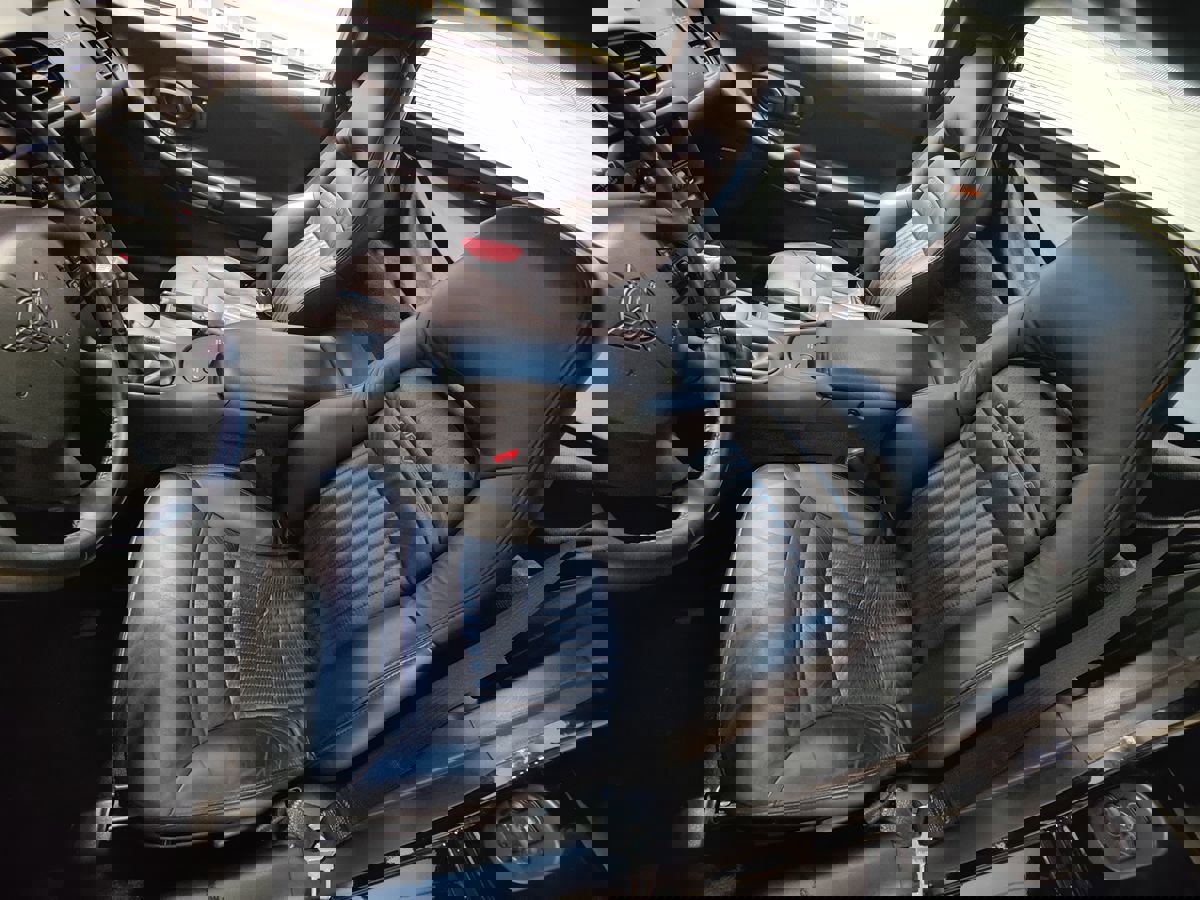 Used 2004 Chevrolet Corvette Coupe w/ Preferred Equipment Group image 26