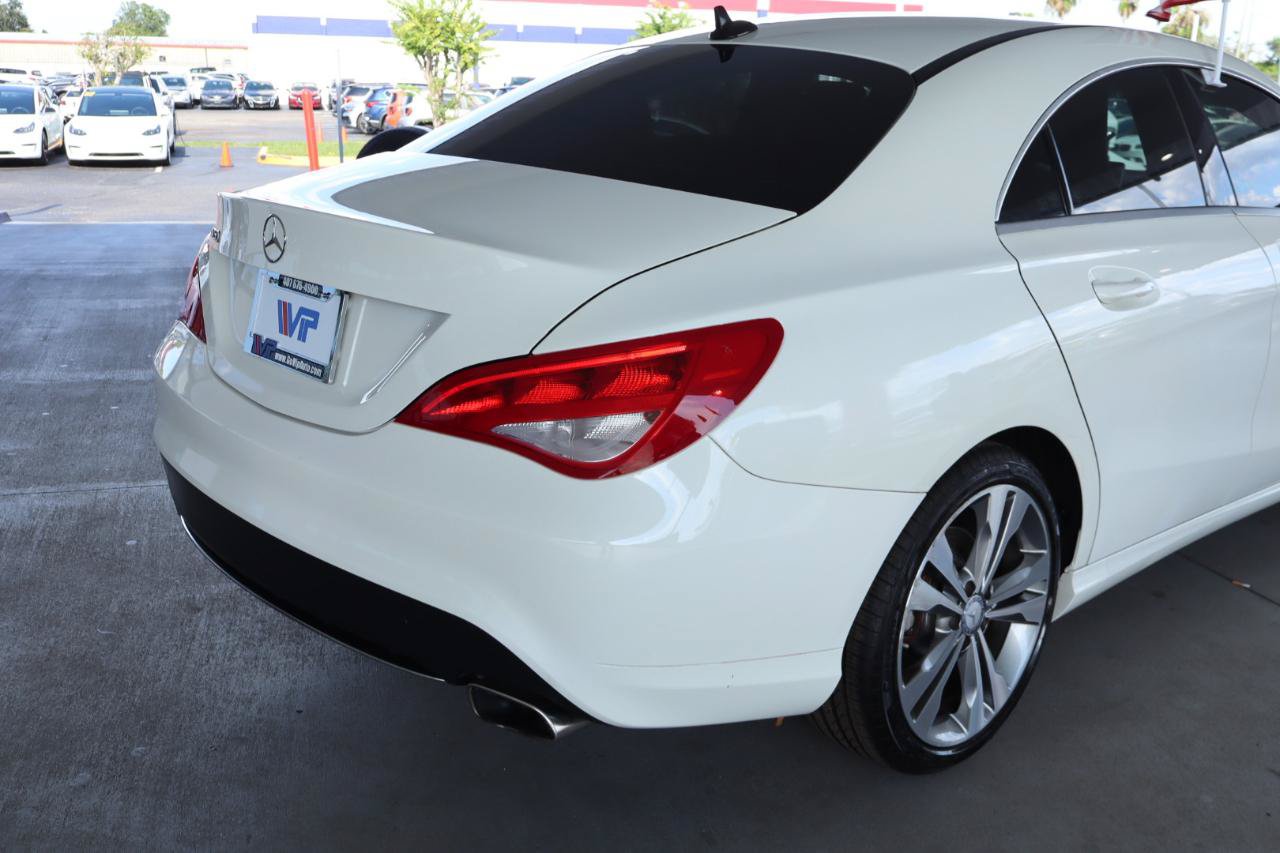 Used 2016 Mercedes-Benz CLA 250 image 7