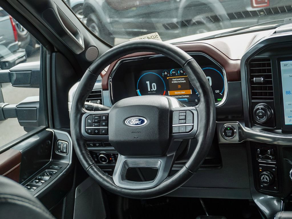 Used 2023 Ford F150 Lariat AWD/4WD image 17