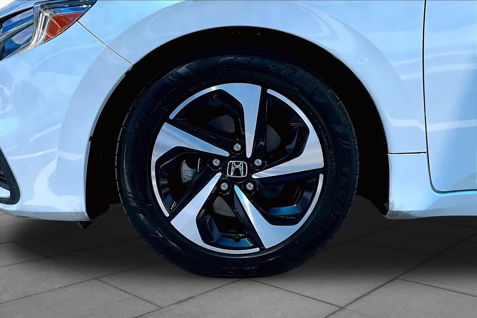 Used 2022 Honda Insight EX image 11