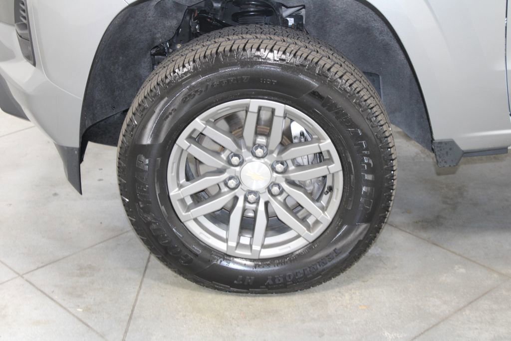 Used 2023 Chevrolet Colorado LT image 19