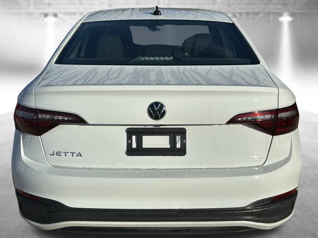 Certified 2024 Volkswagen Jetta Sport FWD image 5