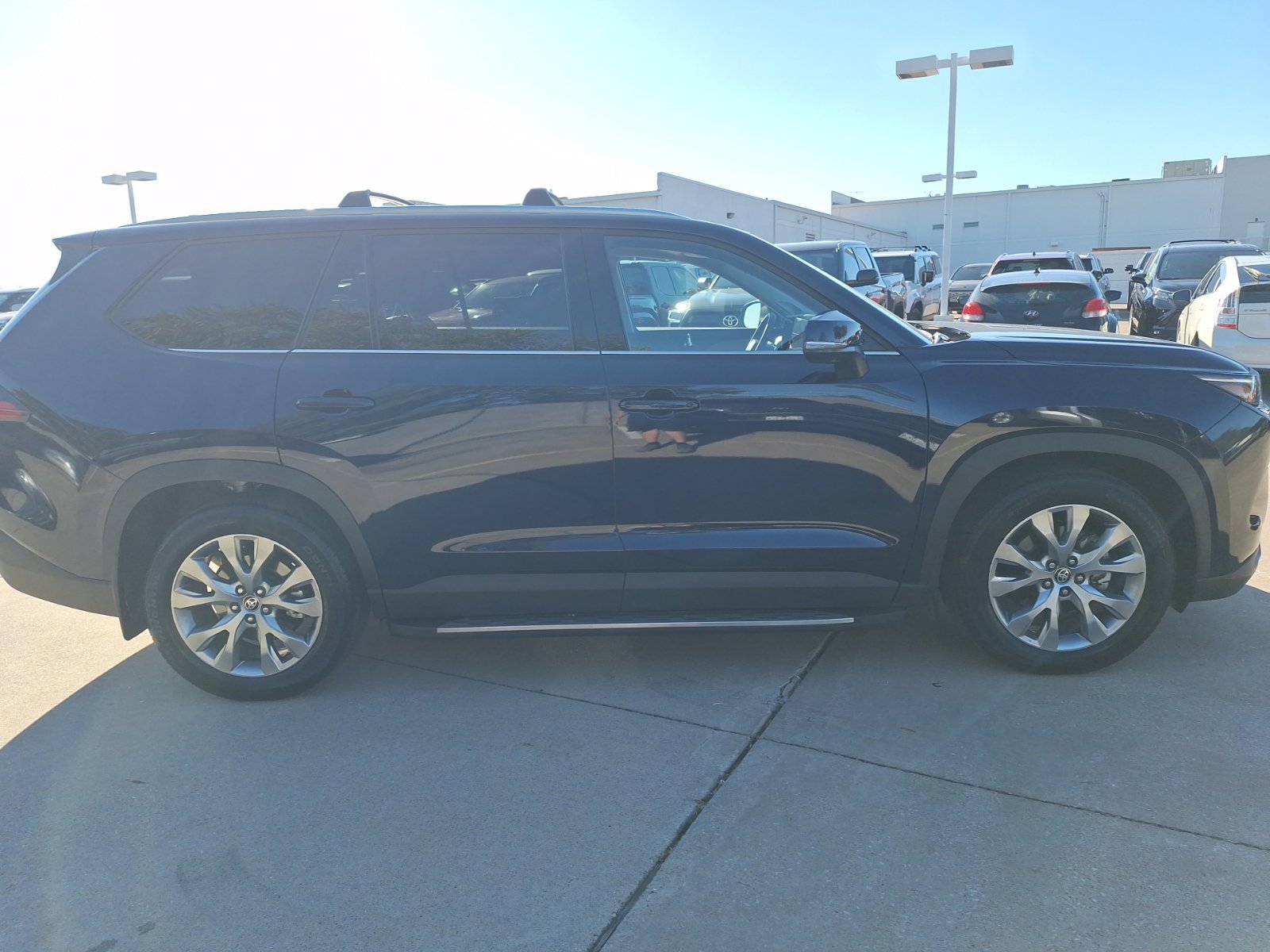 Used 2026 Toyota Grand Highlander FWD image 7
