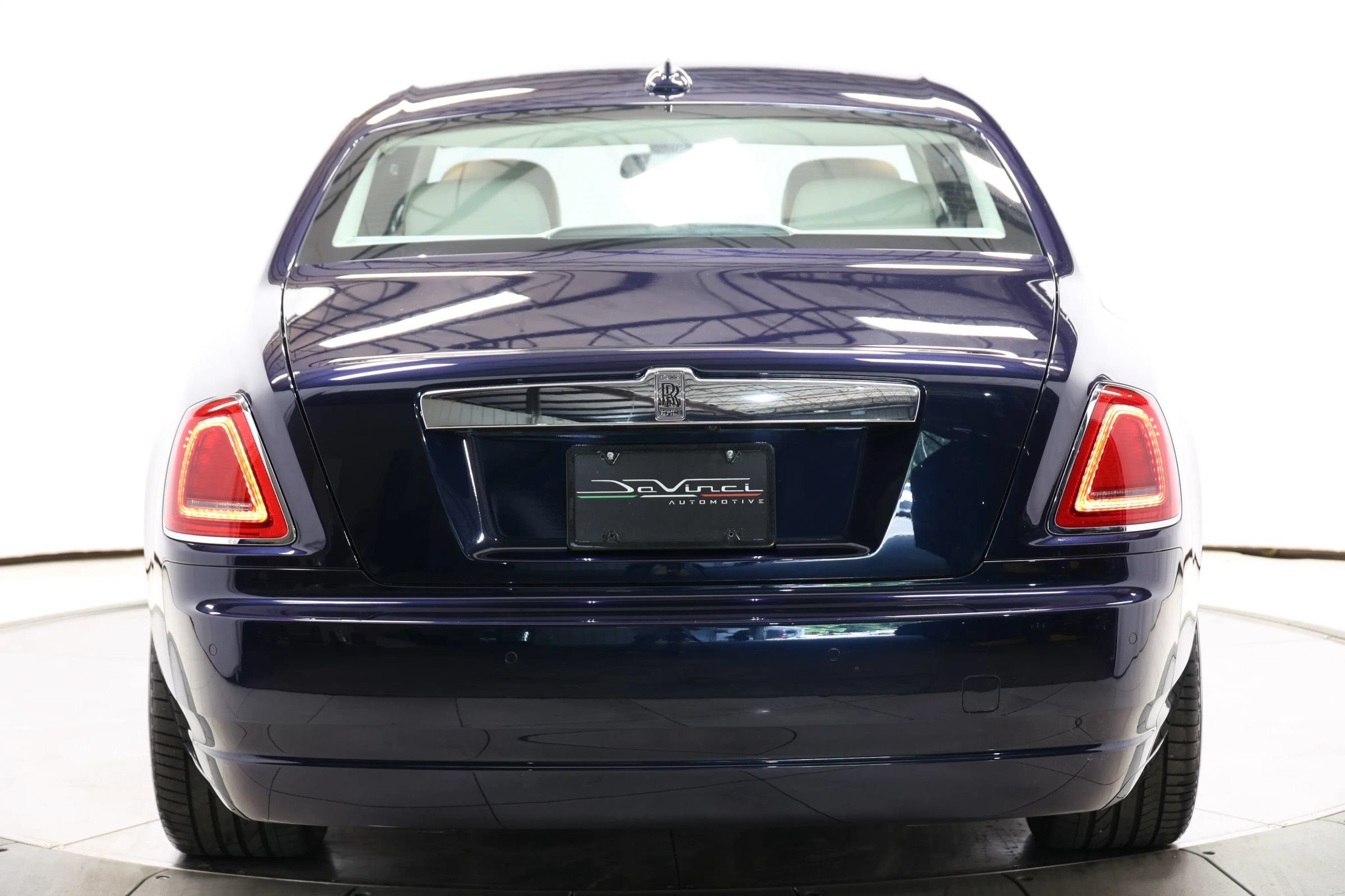 Used 2015 Rolls-Royce Ghost RWD image 69