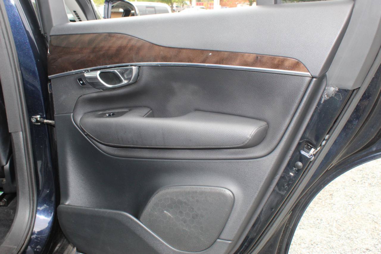 Used 2017 Volvo XC90 T6 Momentum w/ Vision Package AWD/4WD image 18