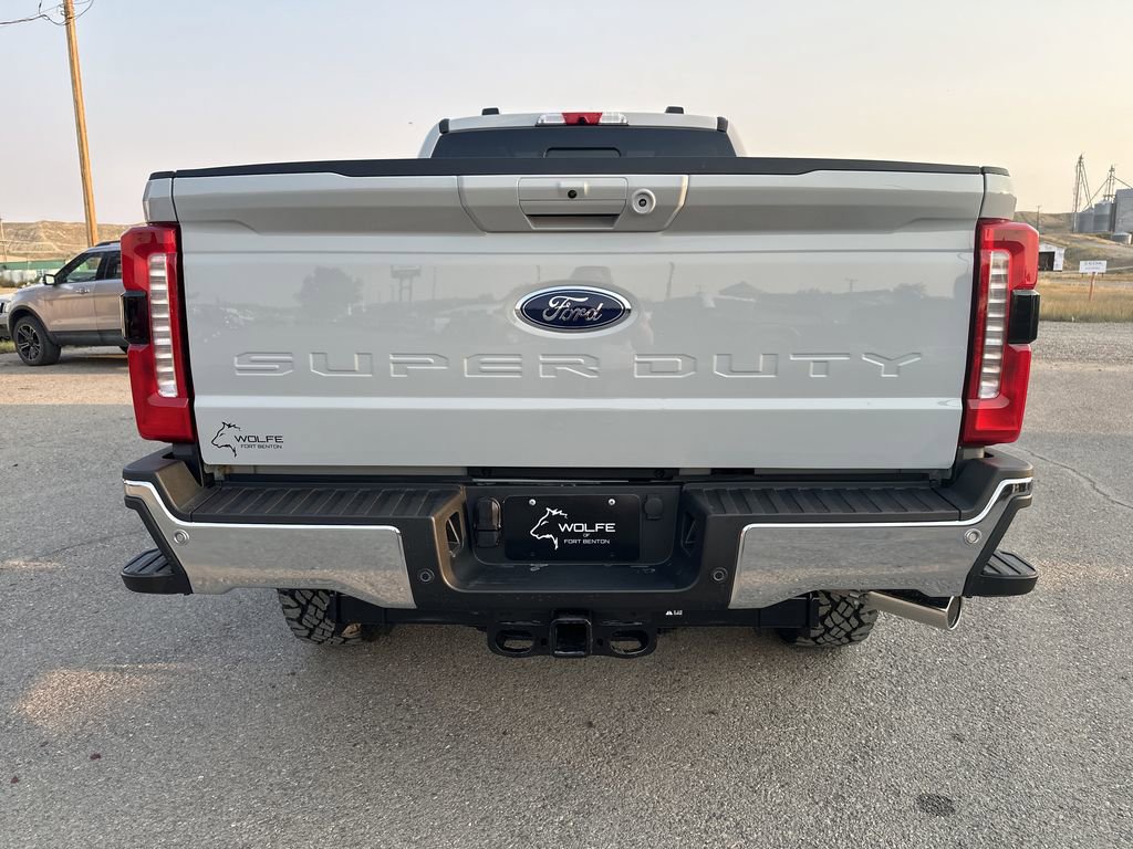 New 2026 Ford F250 4x4 Crew Cab Super Duty image 7