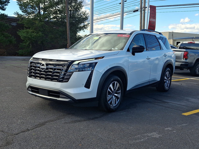 Certified 2026 Nissan Pathfinder SL AWD/4WD image 3